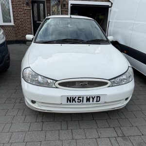Ford Mondeo ST200 White (Ex police)