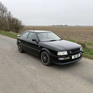 Audi S2 coupe Quattro 2.2 turbo