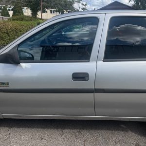 1998 Vauxhall Corsa Breeze 1.4i Hi- Torq - MOT to 4th Sept - needs head gasket