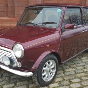 RARE CLASSIC MINI 40TH ANNIVERSARY EDITION IN MULBERRY & ONLY 22360 MILES
