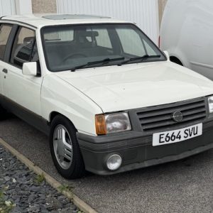 Vauxhall Nova 1.3 SR