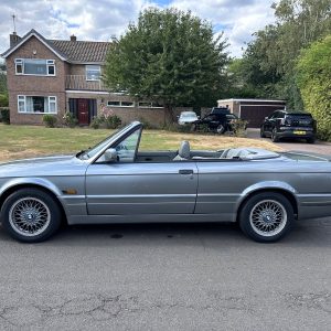 1989 BMW E30 325i Cabriolet M-Tech 2 kit motorsport 1/250