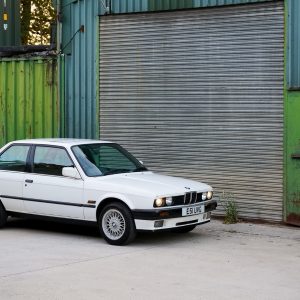1988 BMW 3 Series E30 325i - Factory Manual Coupe