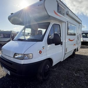 Swift Suntor 590 RS 4 belt 4 berth